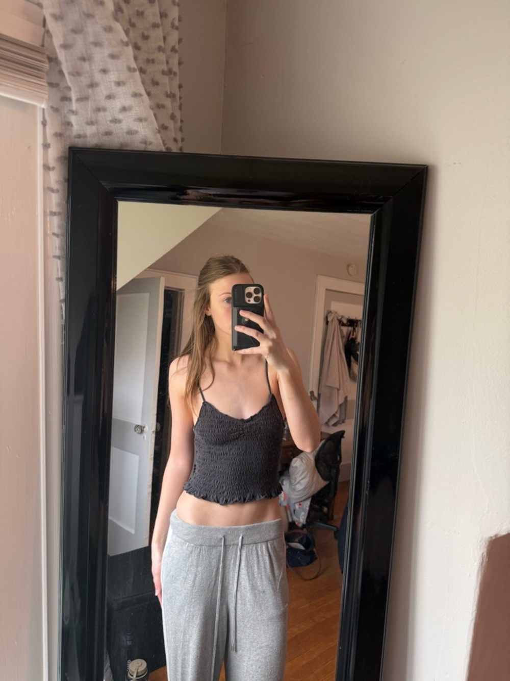 American Eagle dark gray top